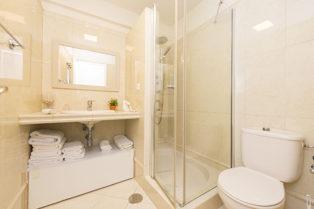 Baño Moderno