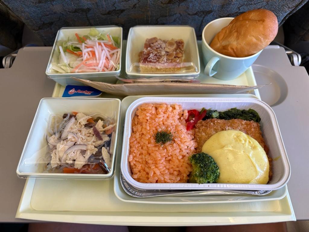 実際の機内食