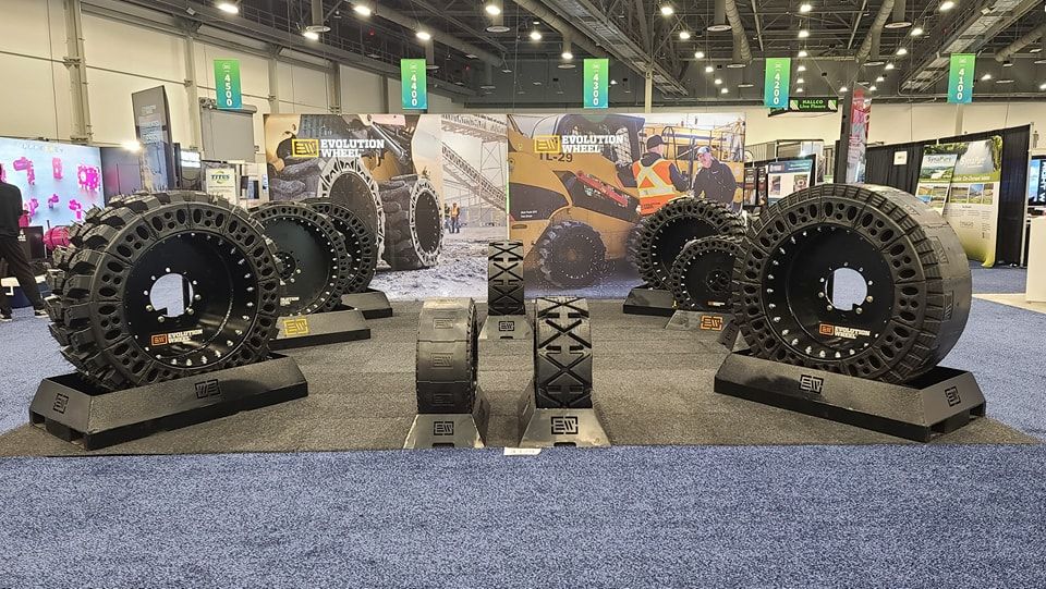 Evolution Wheel Tire Display - Trade Show