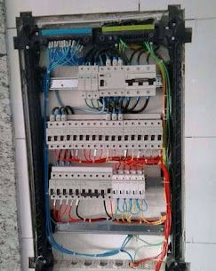 Quadro elétrico organizado e profissional instalado por Ricardo Silva