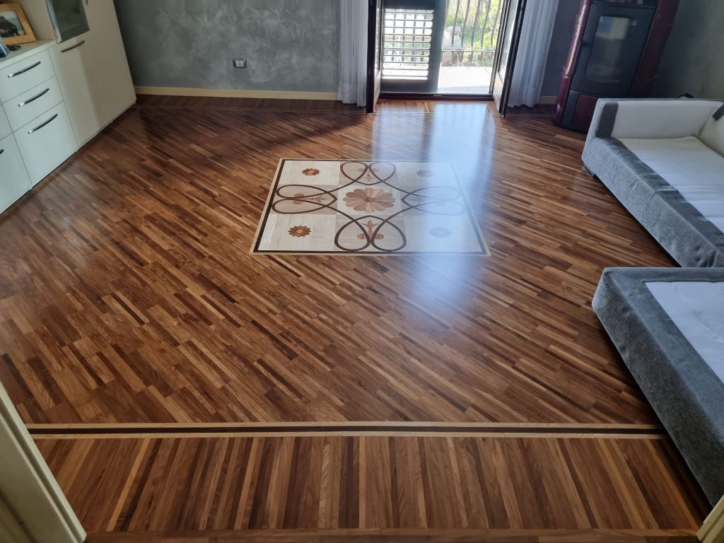 Parquet con rosone Pesaro