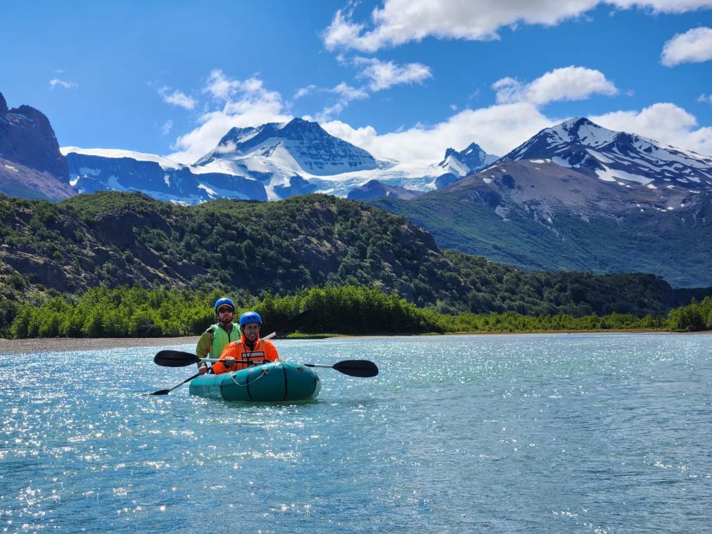 Packrafting con vista al Fitz Roy