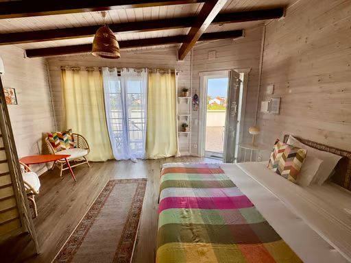 O House Suite with Balcony