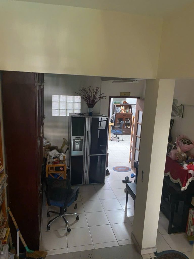 Hành lang với tủ lạnh