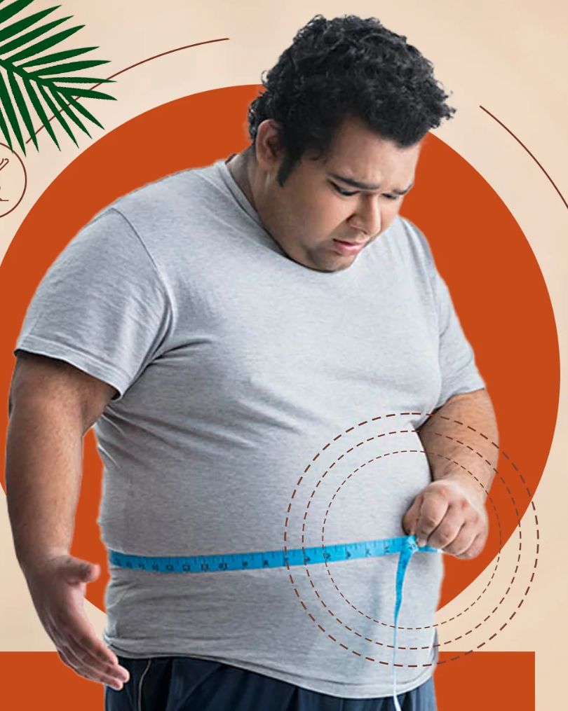 Persona che misura la circonferenza vita - Percorso perdita peso SLIM CARE