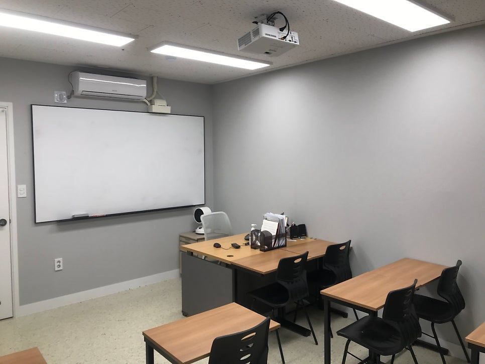 소그룹 교실 - 집중 학습 공간