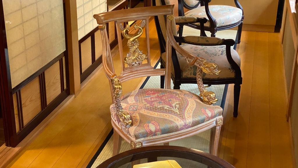 Villa Azumino ネオクラシカルチェア