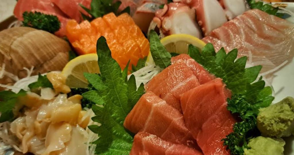 刺身の盛り合わせ