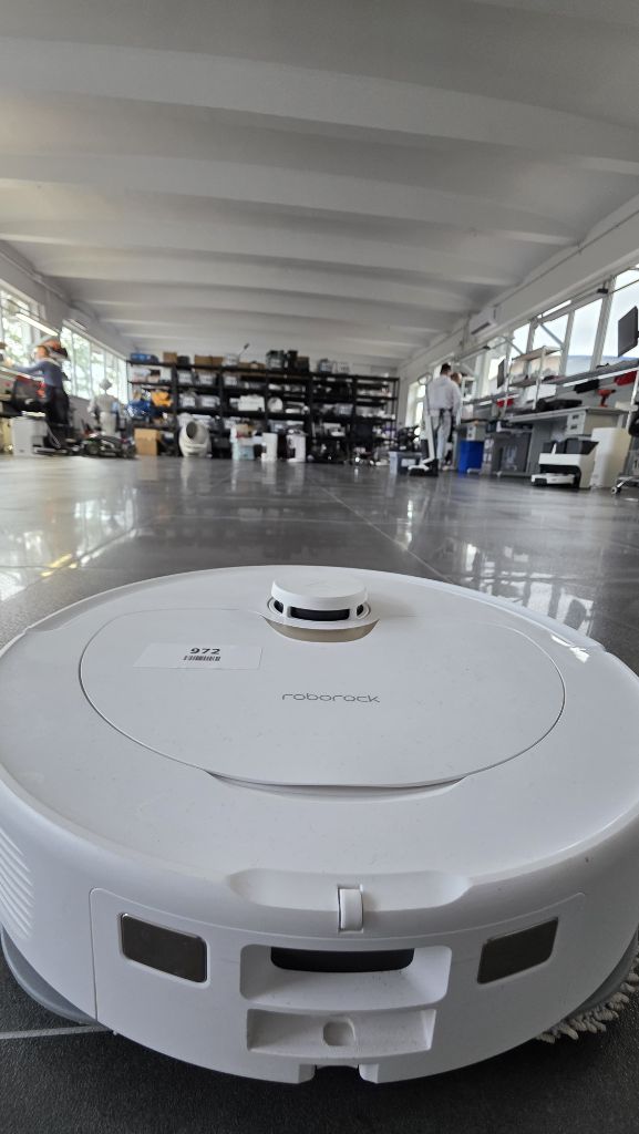Robot Roborock în service profesional - diagnostic complet