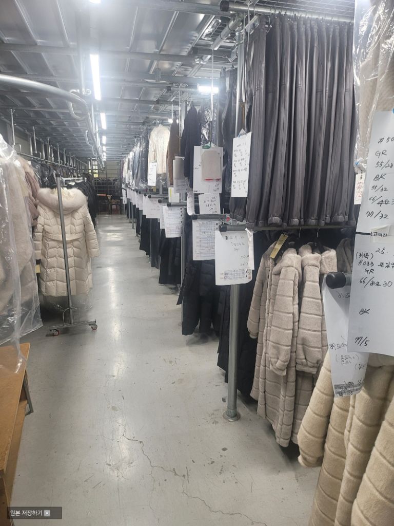 남양주 고퀄리티 여성복 대형 창고