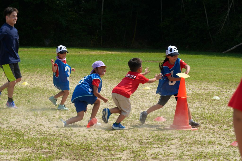 レオソルスポーツ鬼ごっこレッスンの様子
