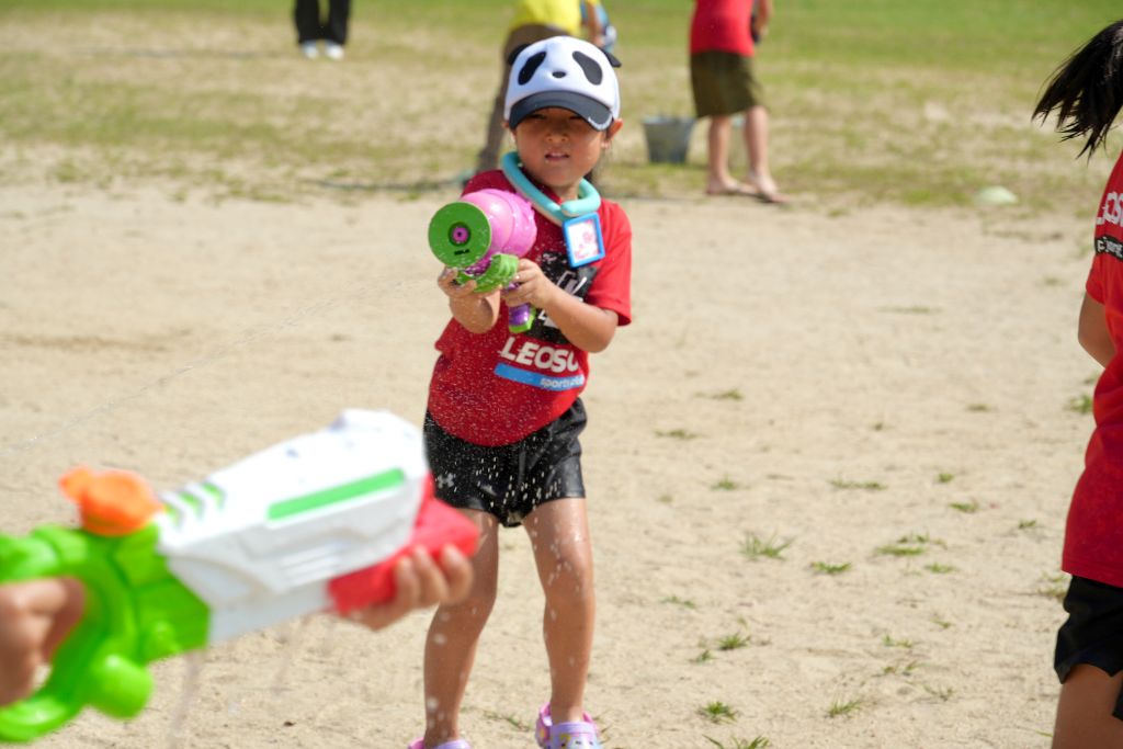 水鉄砲大会 - LEOSOLユニフォームで水鉄砲バトル