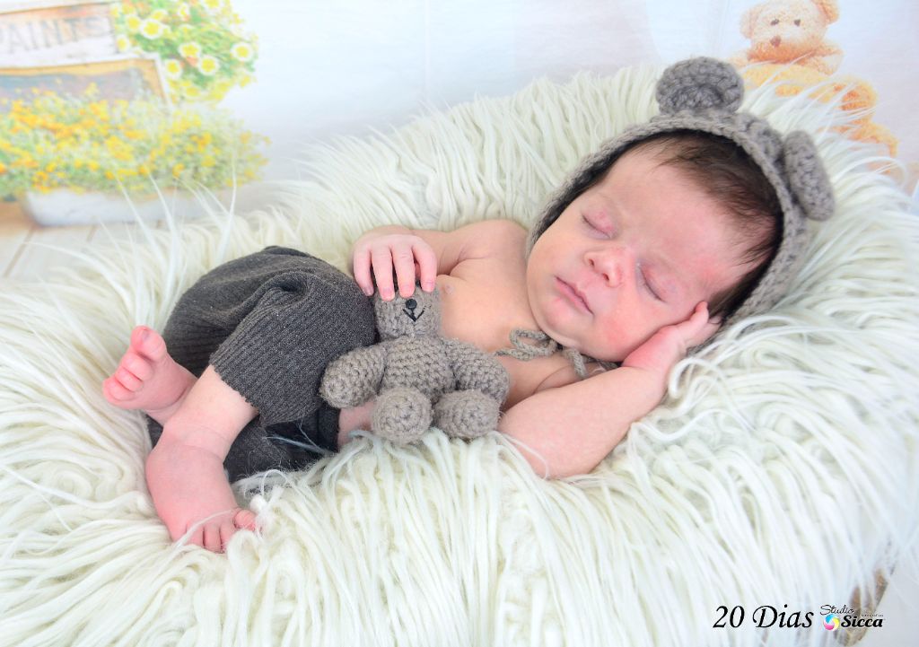 Newborn - 20 Dias