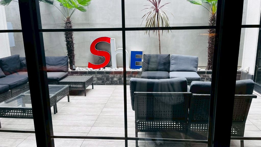 シーサイドダイナー中庭