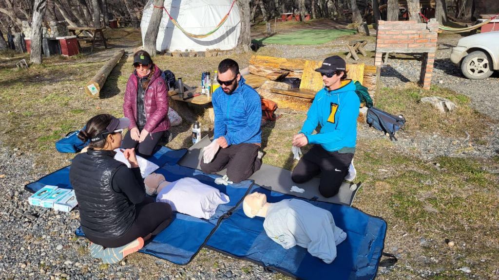 Equipo con vista al Fitz Roy