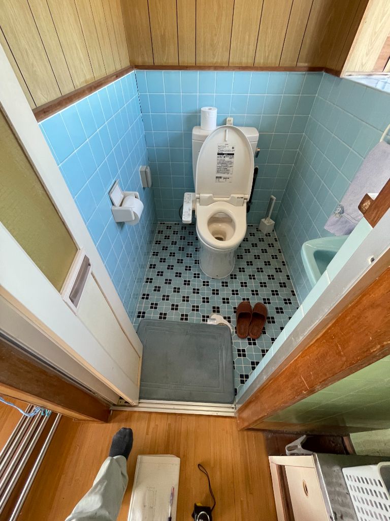 リフォーム前のトイレ空間