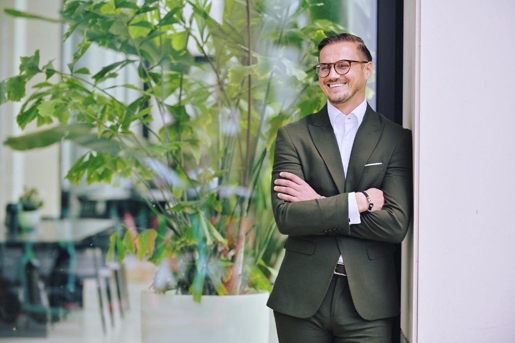 Personalberatung Finance Legal Office Management - Elite Consulting Partners Frankfurt München Hamburg