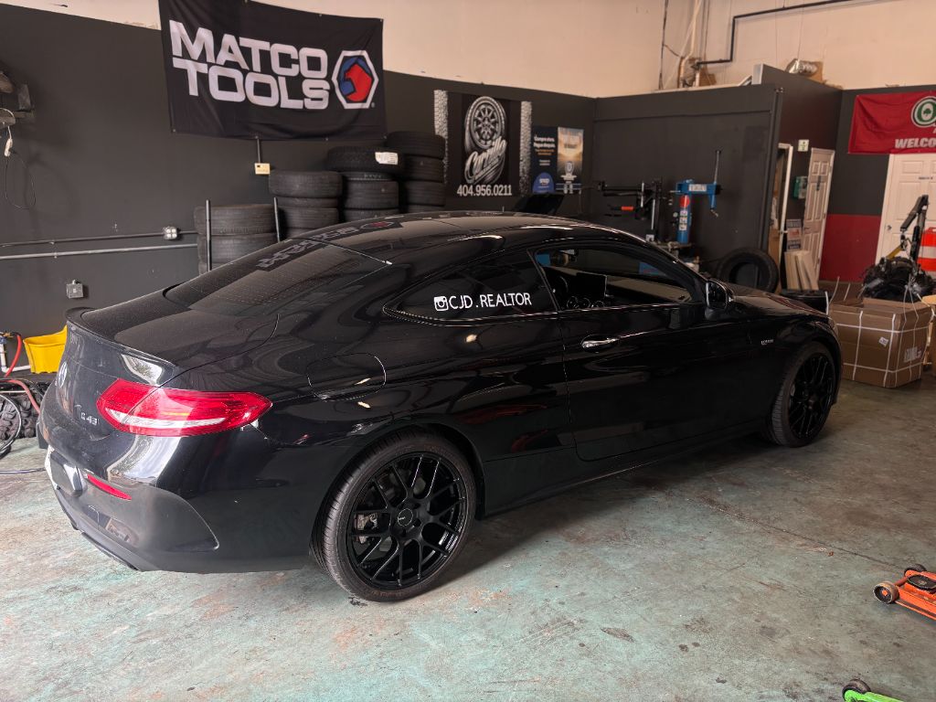 Black Mercedes-Benz C-Class Coupe