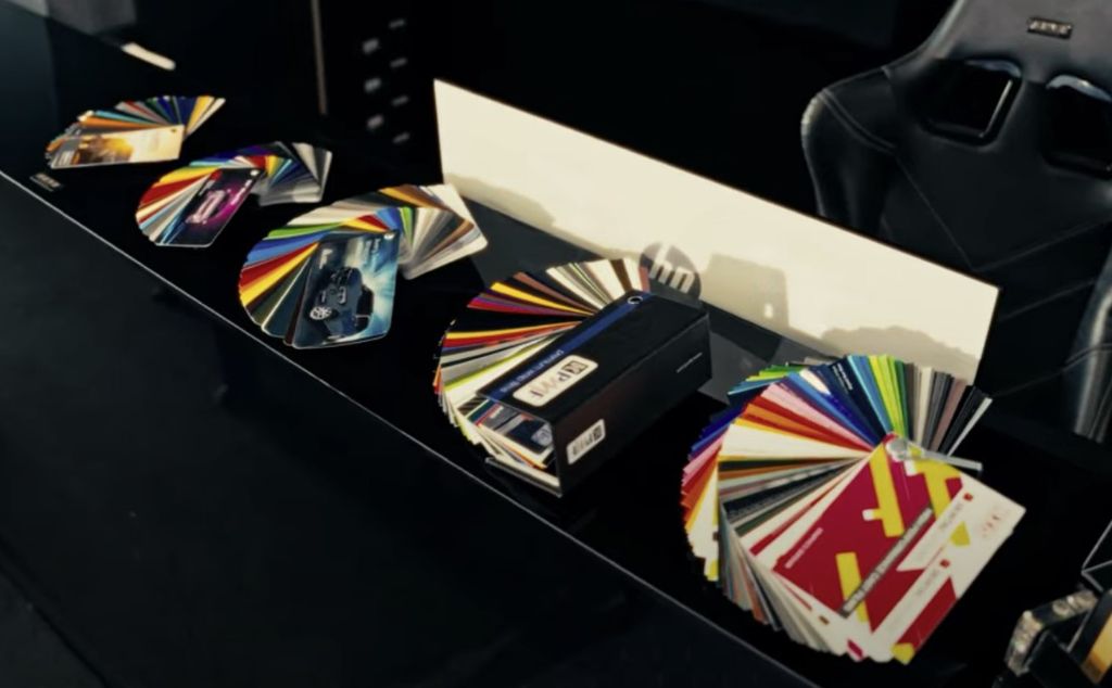 Farbfächer zur Farbauswahl bei AERO Wrapping