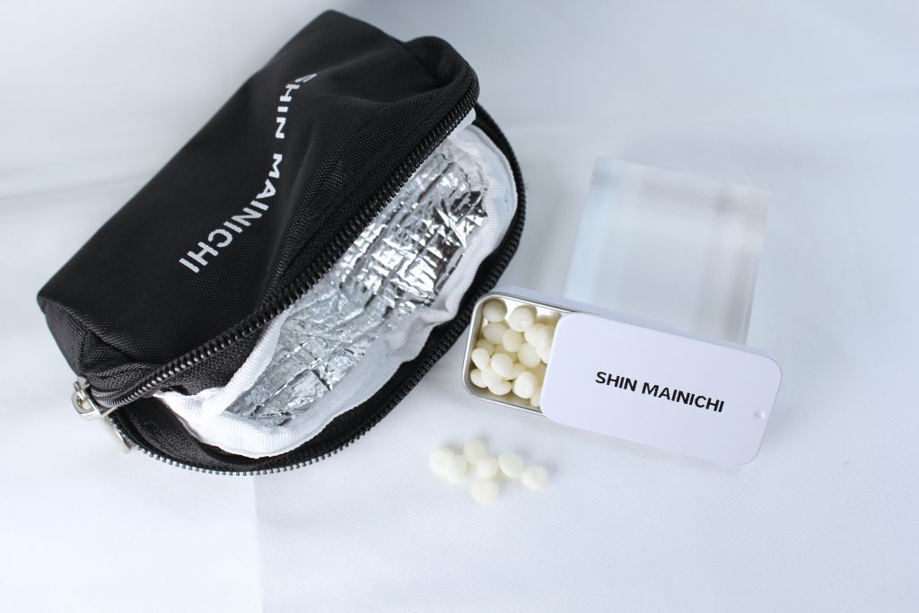 保冷保温ミニポーチ