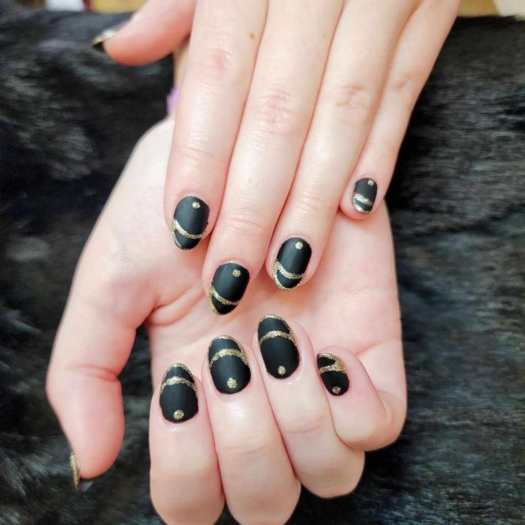 Minimalist Gold Moon Phases