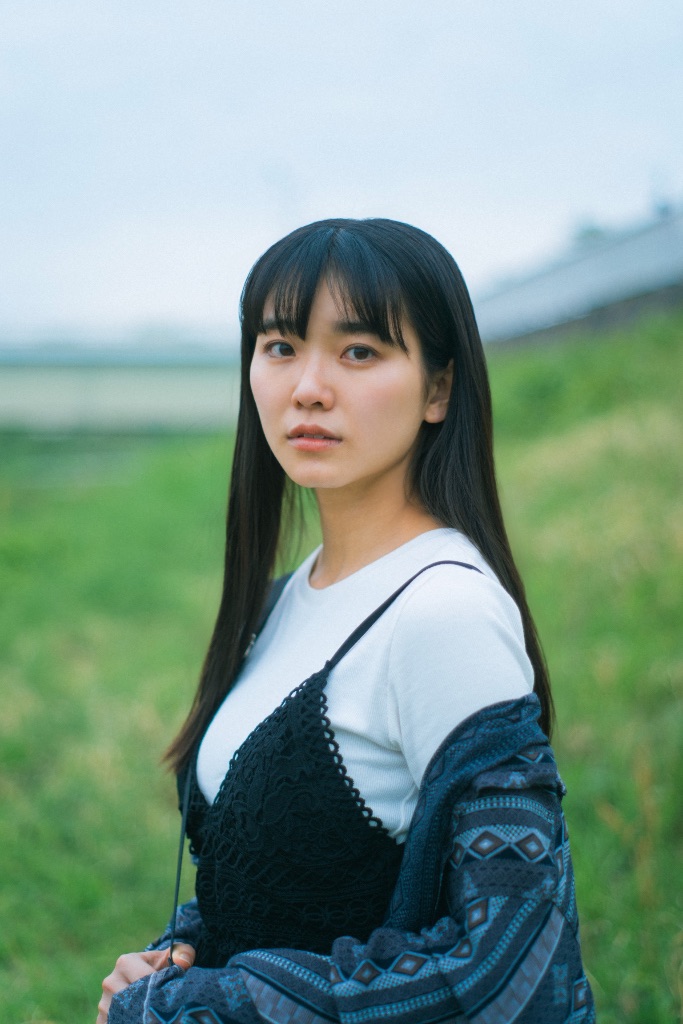 外ロケ撮影作例8 - 風景を背景にしたポートレート