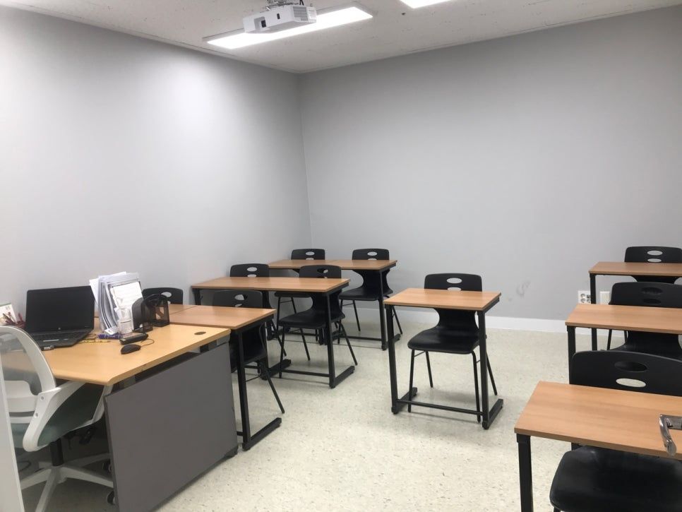 개인 학습실 - 1:1 맞춤 수업