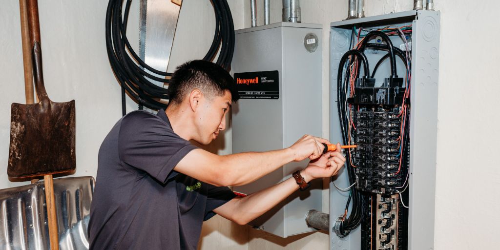 Professional Electrician - Electrical Panel Work
