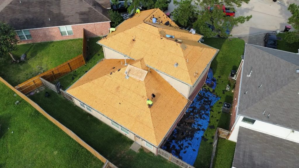Roof Installation Process - Plywood Decking