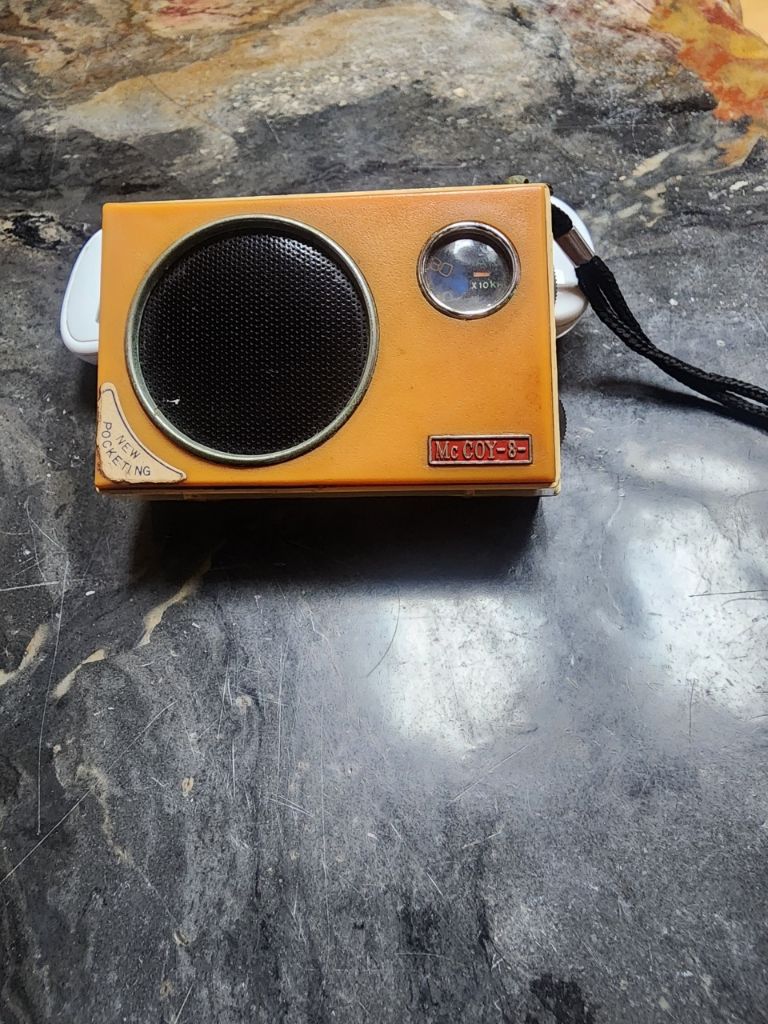 McCOY-8 라디오 - 1972년 첫 제품