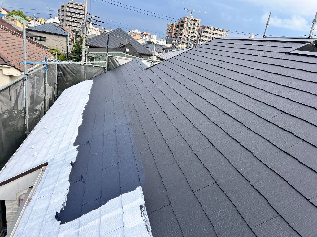 屋根塗装 中塗り