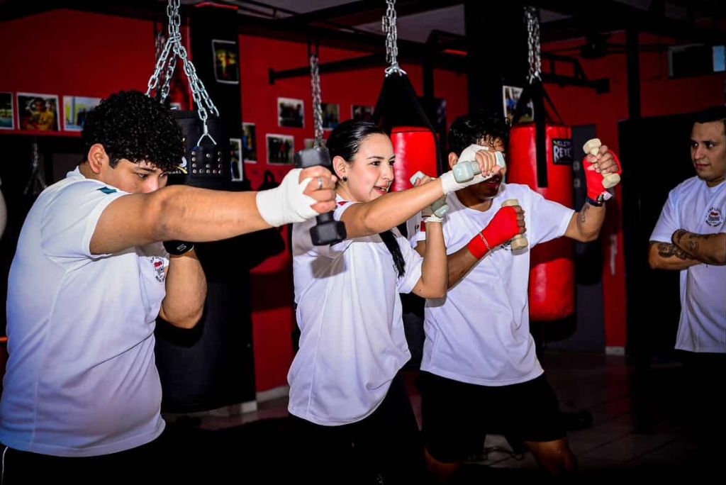 Clases Grupales Top Level Boxing