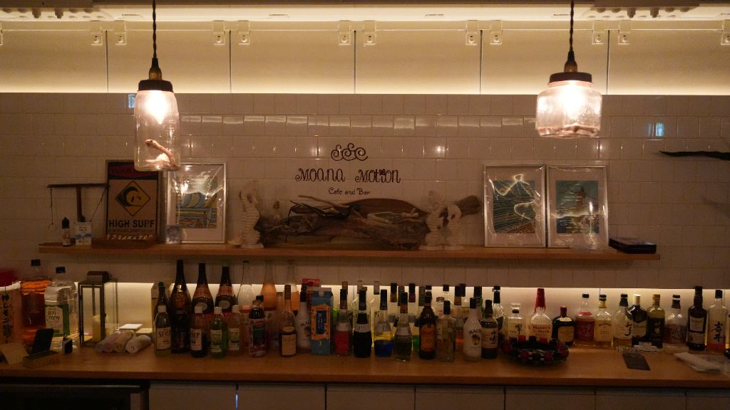 店内カウンター